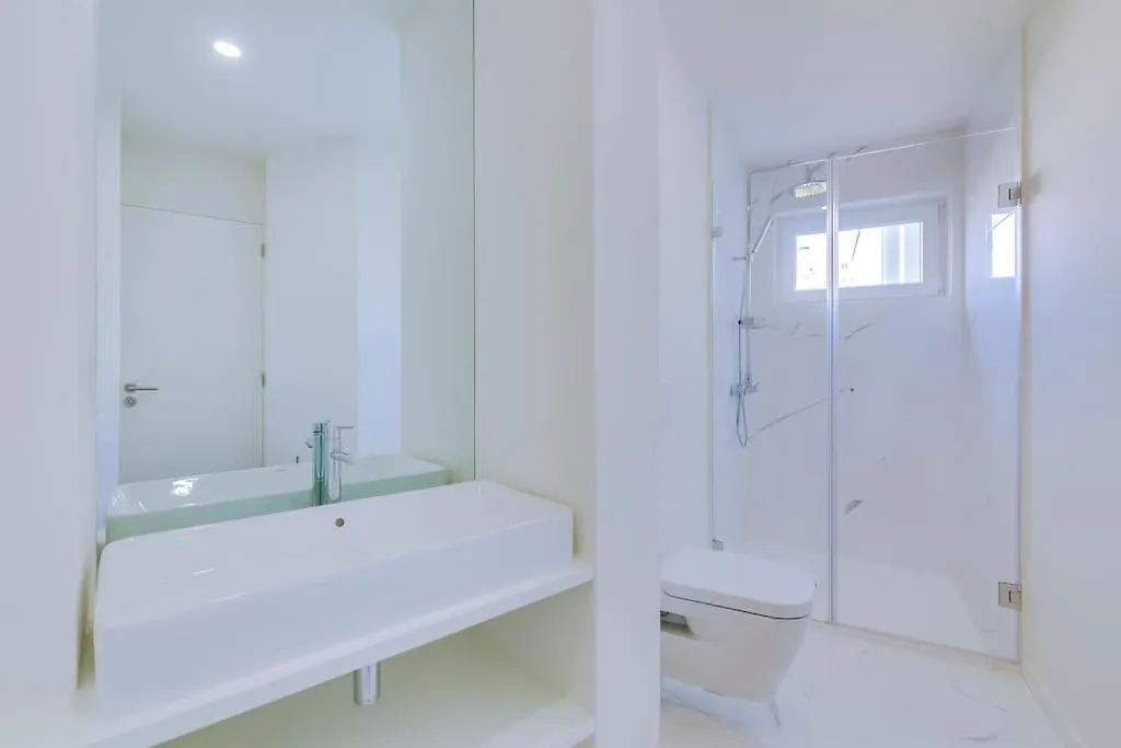 Graceful Studio Apartment 202 Lisbon