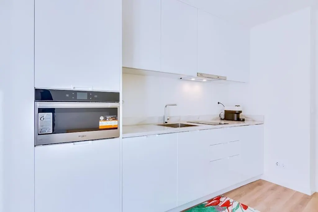 Graceful Studio Apartment 202 Lisbon